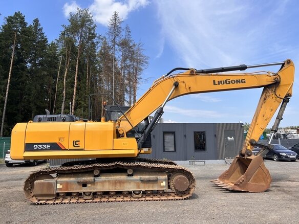 2022 LiuGong CLG 933E, жёлтый, 9990000 рублей - вид 1