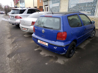2000 Volkswagen Polo III Рестайлинг, синий, 320000 рублей, вид 3