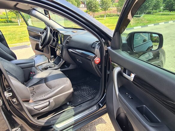 2011 Kia Sorento II, чёрный, 1300000 рублей - вид 14