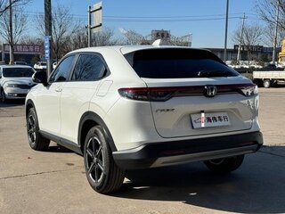 2024 Honda Vezel II, белый, 1800000 рублей, вид 2