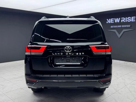 2024 Toyota Land Cruiser 300 Series, чёрный, 12000077 рублей, вид 5