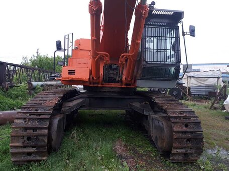 2006 Hitachi Гусеничные, 9900000 рублей, вид 3