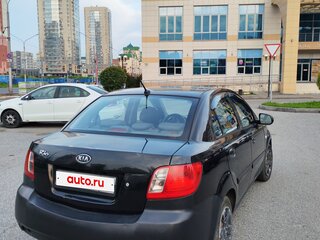 2010 Kia Rio II Рестайлинг, чёрный, 500000 рублей, вид 3