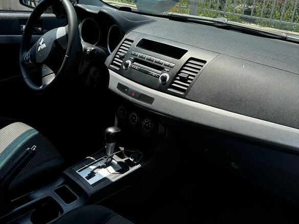 2007 Mitsubishi Lancer X, серебристый, 750000 рублей - вид 5