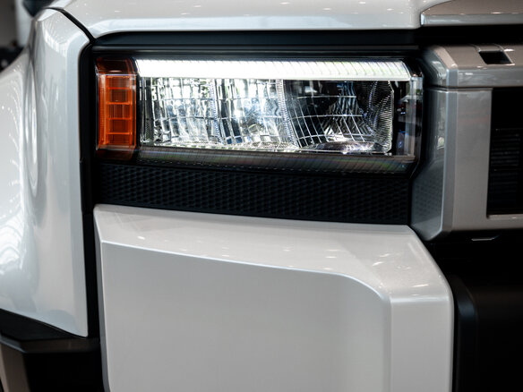 2025 Toyota Land Cruiser Prado 250 Series, белый - вид 12