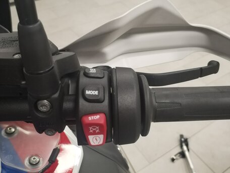 2021 BMW R 1250 GS Adventure, белый, 2400000 рублей, вид 4