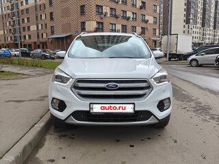 2017 Ford Kuga II Рестайлинг, белый, 1500000 рублей, вид 1
