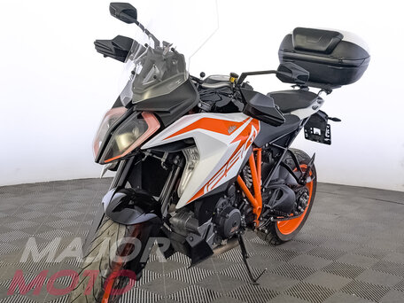 2019 KTM 1290 Super Duke GT, белый, 1105000 рублей, вид 5
