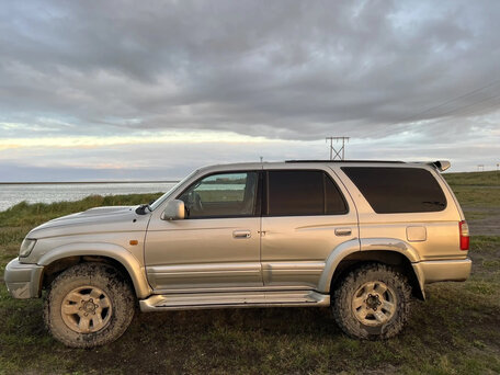 1999 Toyota Hilux Surf III Рестайлинг, серебристый, 1000000 рублей, вид 3