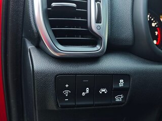 2017 Kia Sportage IV, белый, 2190000 рублей, вид 2