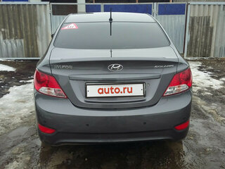 2011 Hyundai Solaris I, серебристый, 750000 рублей, вид 3