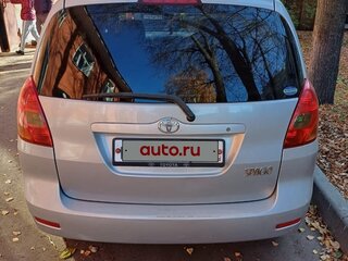 2002 Toyota Corolla Spacio II, серебристый, 650000 рублей, вид 3
