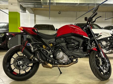2023 Ducati Monster 937, красный, 1600000 рублей, вид 3