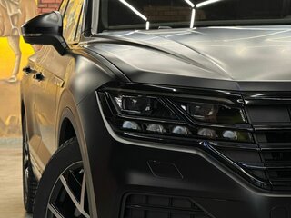 2022 Volkswagen Touareg III, чёрный, 10000000 рублей, вид 5