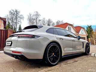 2018 Porsche Panamera 4S Sport Turismo II, серый, 7900000 рублей, вид 4
