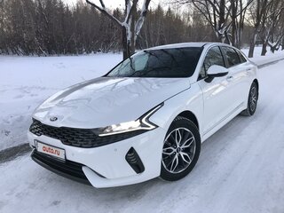 2020 Kia K5 III, белый, 2750000 рублей, вид 1