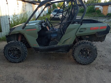 2017 BRP Can-Am Commander 1000R, зелёный, 950000 рублей, вид 3