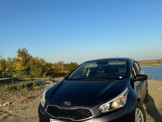 2015 Kia Ceed II, серый, 1180000 рублей, вид 2