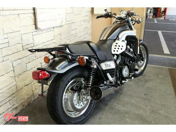 2004 Yamaha V-Max 1200, чёрный, 420000 рублей - вид 2
