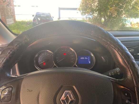 2017 Renault Sandero Stepway II, чёрный, 1375000 рублей - вид 4
