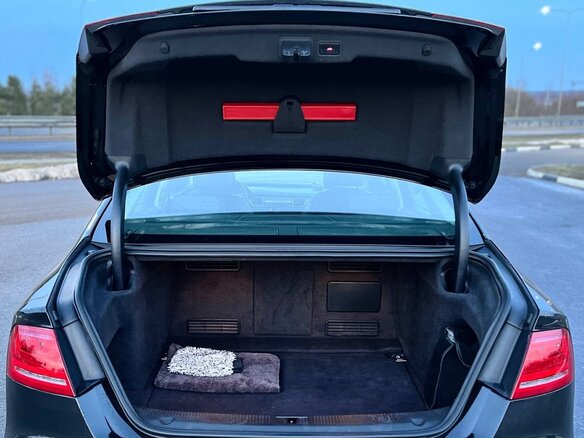 2011 Audi A8 Long III (D4), чёрный, 1800000 рублей - вид 21