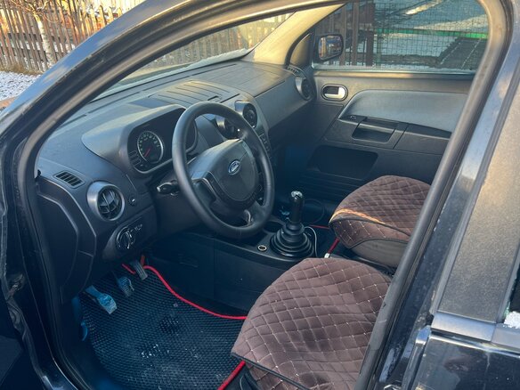 2005 Ford Fusion I, чёрный, 370000 рублей - вид 1