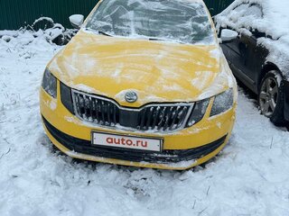 2018 Skoda Octavia III (A7) Рестайлинг, белый, 830000 рублей, вид 2