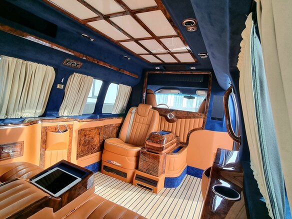 2014 Chevrolet Express II, чёрный, 8900000 рублей - вид 14