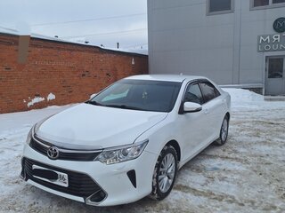 2014 Toyota Camry VII (XV50) Рестайлинг, белый, 2050000 рублей, вид 1
