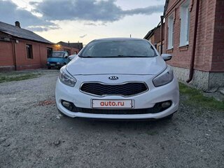 2014 Kia Ceed II, белый, 1000000 рублей, вид 1