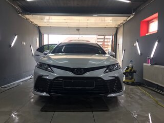 2022 Toyota Camry VIII (XV70) Рестайлинг, белый, 5450000 рублей, вид 4