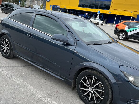 2007 Opel Astra GTC H Рестайлинг, серый, 600000 рублей - вид 4