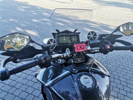 2017 Yamaha MT-09 Tracer (FJ-09), чёрный, 920000 рублей, вид 3