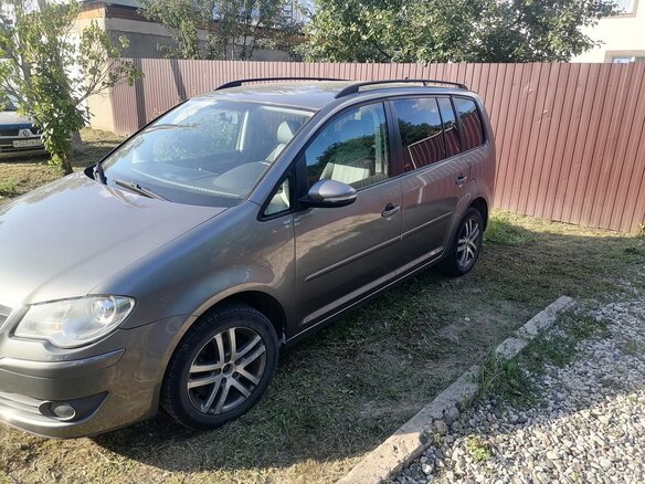 2009 Volkswagen Touran Cross I Рестайлинг, серый - вид 9