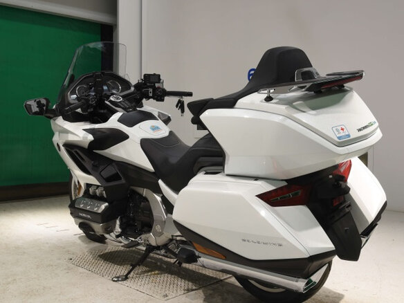 2018 Honda GL 1800 Gold Wing, белый, 2250000 рублей - вид 5