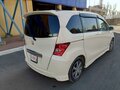 2010 Honda Freed I, белый, 1180000 рублей - вид 3