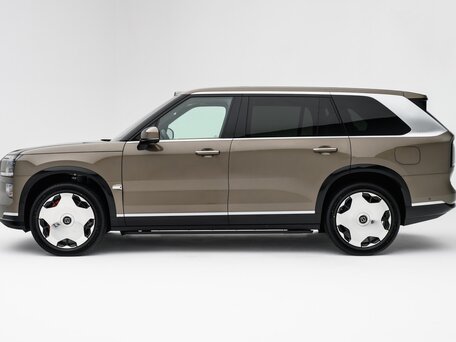 2026 Zeekr 9X 55 kWh, золотистый, 12313000 рублей, вид 3