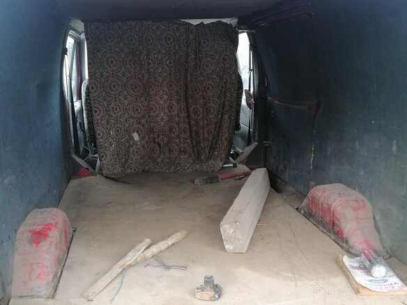 1998 Ford Transit, красный, 300000 рублей - вид 7