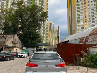 2008 Mitsubishi Lancer X, серебристый, 700000 рублей, вид 4