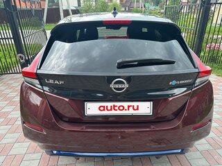 2021 Nissan Leaf II (ZE1), красный, 2080000 рублей, вид 4