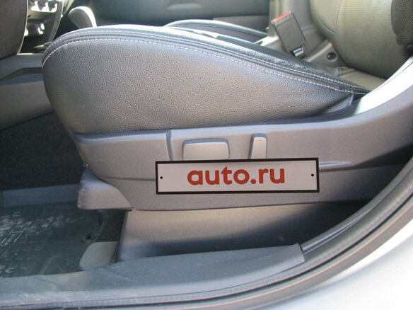 2014 Mitsubishi ASX I Рестайлинг, серебристый - вид 12