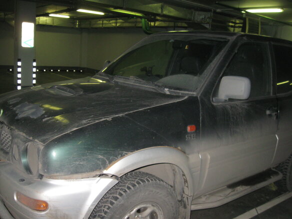 2001 Nissan Terrano II Рестайлинг 2, зелёный - вид 1
