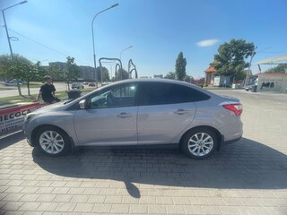 2011 Ford Focus III, серебристый, 700000 рублей, вид 4