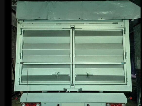 2004 Schmitz Cargobull SKO, серебристый, 1500000 рублей - вид 3