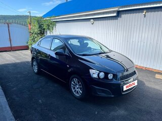2014 Chevrolet Aveo II, чёрный, 600000 рублей, вид 1