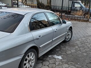 2007 Hyundai Sonata ТагАЗ IV (EF) Рестайлинг, серебристый, 680000 рублей, вид 4