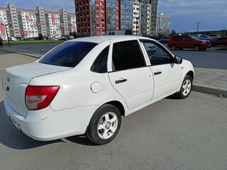 2013 Lada (ВАЗ) Granta I, белый, 300000 рублей, вид 4