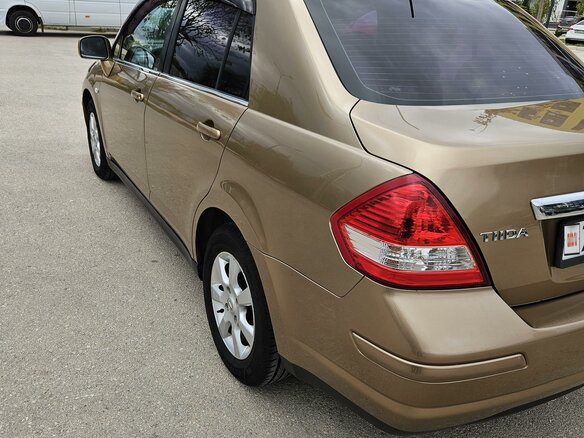 2008 Nissan Tiida I, бежевый, 869900 рублей - вид 5