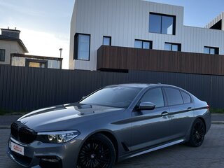 2018 BMW 5 серии 530d VII (G30/G31/G38), серебристый, 3659000 рублей, вид 3