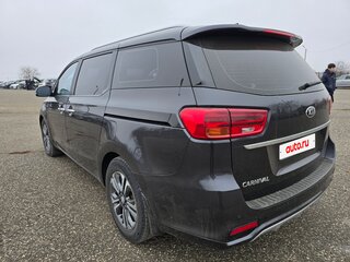 2019 Kia Carnival III, серый, 2780000 рублей, вид 3